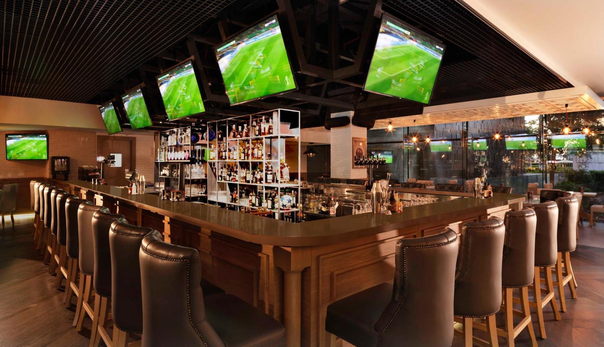 Fairmont Bab Al Bahr Hotel Abu Dhabi Bagian luar foto The bar at the 2010 FIFA World Cup