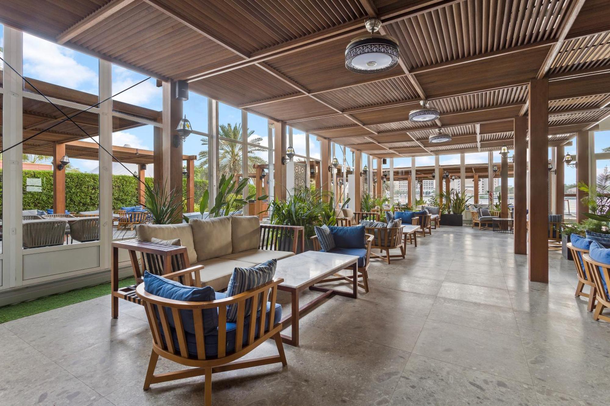 Fairmont Bab Al Bahr Hotel Abu Dhabi Bagian luar foto The rooftop lounge at the hotel