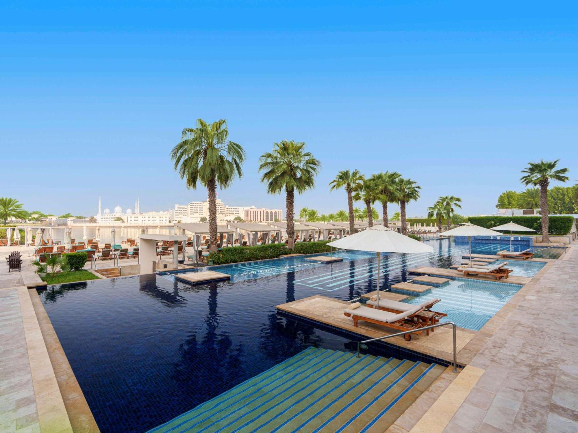 Fairmont Bab Al Bahr Hotel Abu Dhabi Bagian luar foto The Oberoi Dubai